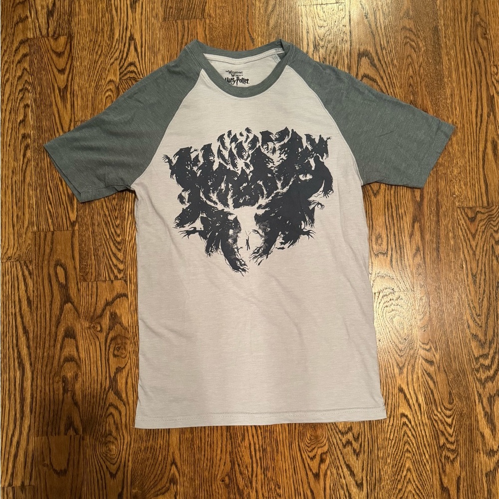 Wizarding World of Harry Potter Patronus Tshirt Wizard Hogwarts Small Universal